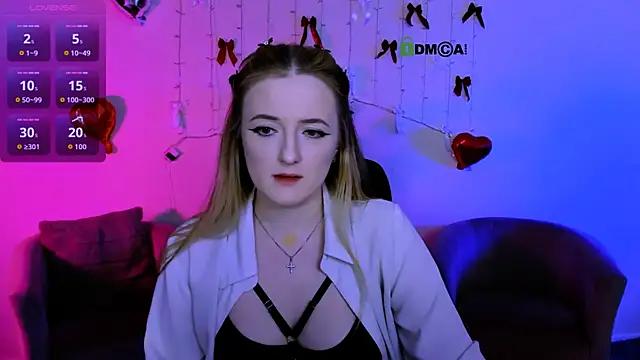 luna berryy online show from 03-27-26, 08:32