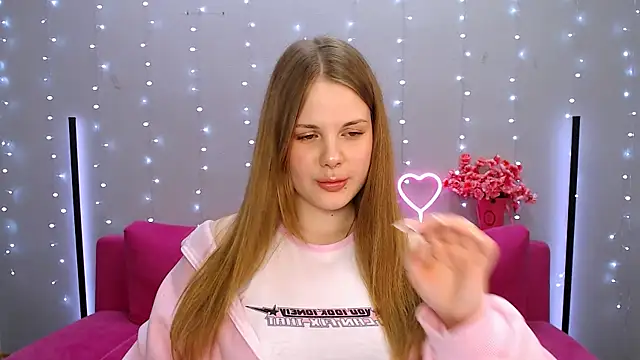 Snapshot of holy_kitty chatting on 03-03-25, 01:17 holy kitty online show from 03-03-25, 01:17