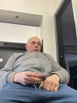 pantomax online show from 02-18-25, 01:44