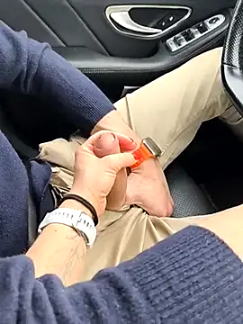 Snapshot of Secret_couple_ chatting on 03-12-25, 03:29 Secret couple  online show from 03-12-25, 03:29