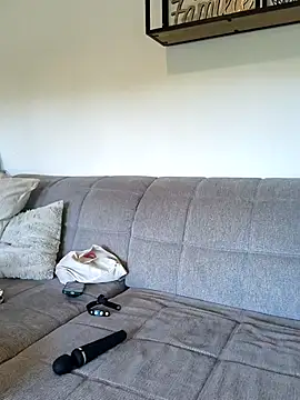 Secret couple  online show from 04-26-26, 10:01