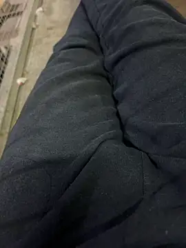 Snapshot of tamil000000 chatting on 10-28-25, 05:23 tamil000000 online show from 10-28-25, 05:23