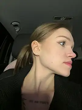 Snapshot of KitteCat chatting on 02-15-25, 07:28 KitteCat online show from 02-15-25, 07:28