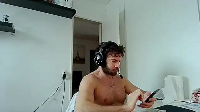 alpha-hunk online show from 01-10-26, 10:54