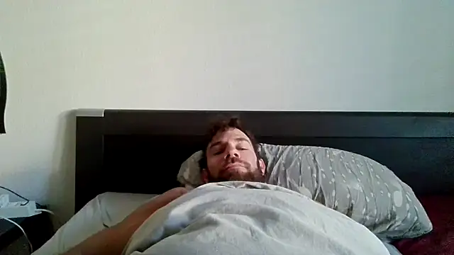 alpha-hunk online show from 10-18-25, 07:10