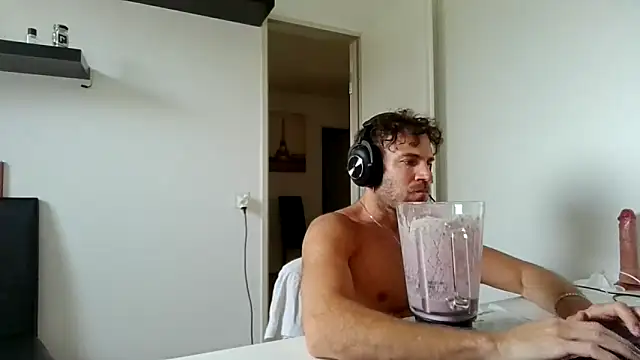 alpha-hunk online show from 05-04-26, 10:18