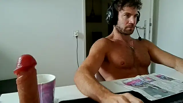 alpha-hunk online show from 05-12-26, 08:54