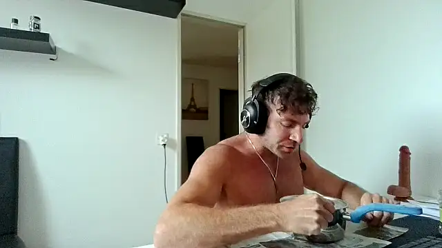 alpha-hunk online show from 04-28-26, 01:48