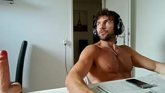 alpha-hunk online show from 05-16-26, 10:36