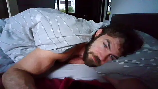 alpha-hunk online show from 10-21-25, 06:24