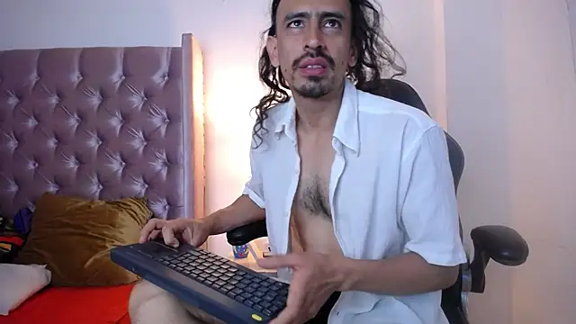 Sr Magnus  online show from 10-11-25, 07:09