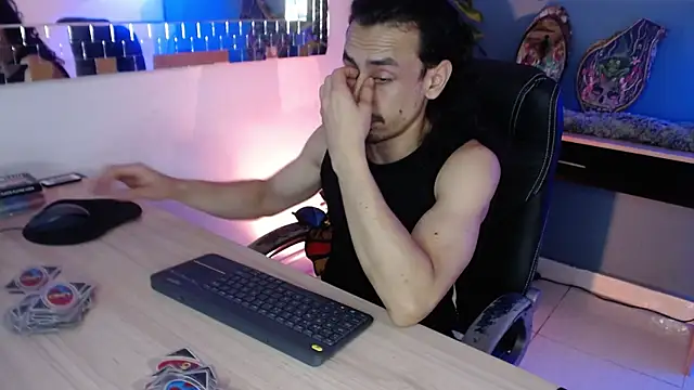 Sr Magnus  online show from 03-14-25, 01:05