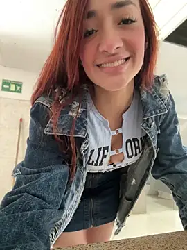 ariiel  online show from 10-11-25, 03:46