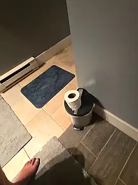 Snapshot of caroquintero345 chatting on 01-29-25, 06:54 caroquintero345 online show from 01-29-25, 06:54