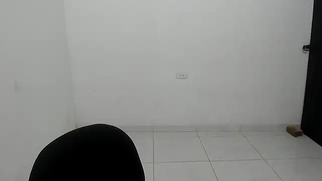estefania224 online show from 05-09-26, 02:37