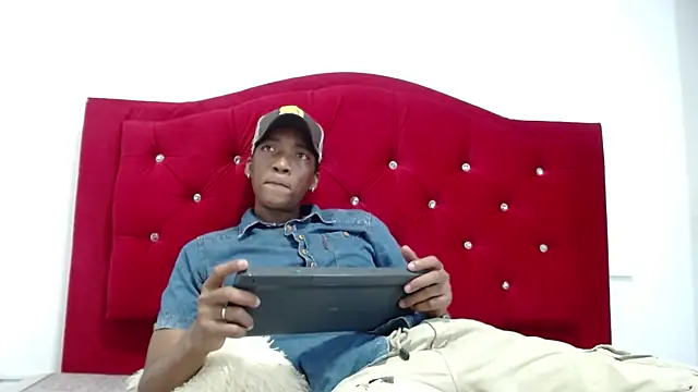 andrew kamy online show from 03-12-25, 09:13