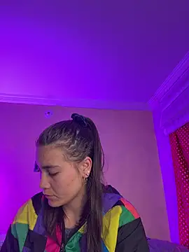 aurora divine online show from 02-24-26, 09:04