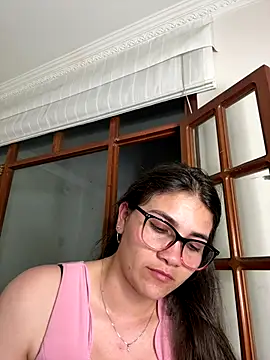 aurora divine online show from 10-27-25, 11:05