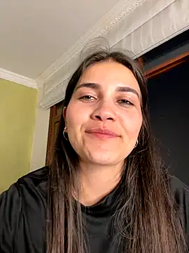 Snapshot of aurora_divine chatting on 10-11-25, 10:55 aurora divine online show from 10-11-25, 10:55