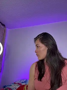 aurora divine online show from 05-04-26, 07:06