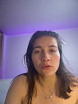 aurora divine online show from 05-29-26, 08:59