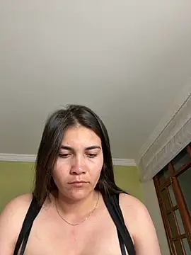 aurora divine online show from 11-05-25, 10:57