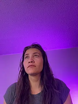 aurora divine online show from 03-26-26, 07:01