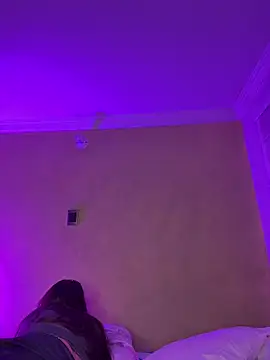 aurora divine online show from 02-09-26, 10:52