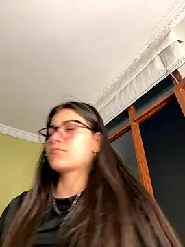 aurora divine online show from 10-29-25, 10:52