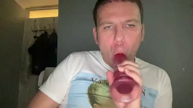 Snapshot of GotItGoin chatting on 10-02-25, 08:12 GotItGoin online show from 10-02-25, 08:12