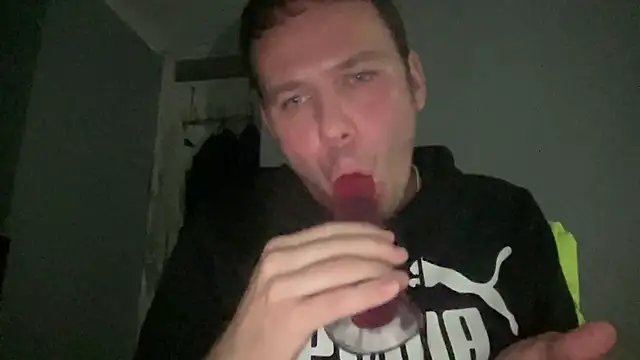 Snapshot of GotItGoin chatting on 10-07-25, 10:33 GotItGoin online show from 10-07-25, 10:33