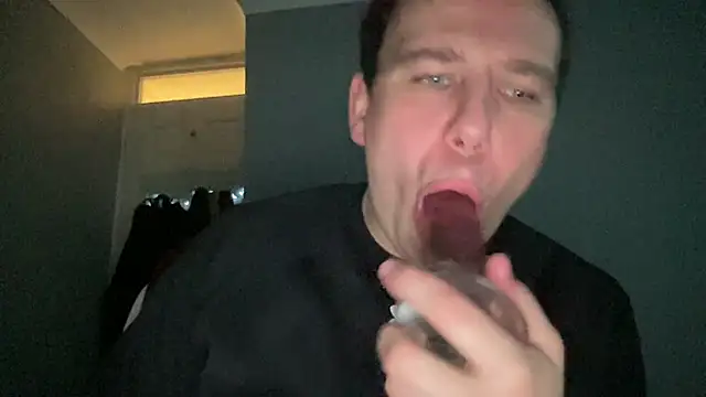 Snapshot of GotItGoin chatting on 02-19-26, 10:40 GotItGoin online show from 02-19-26, 10:40