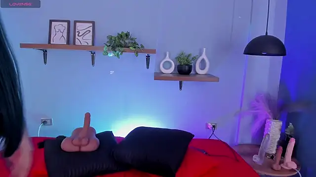 maddy walker online show from 12-19-25, 12:40