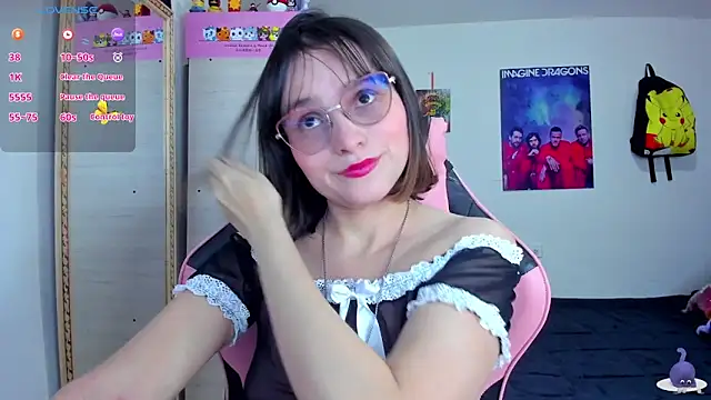 Snapshot of Lucyy-hess chatting on 09-15-25, 09:37 Lucyy-hess online show from 09-15-25, 09:37