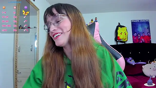 Snapshot of Lucyy-hess chatting on 03-06-25, 09:09 Lucyy-hess online show from 03-06-25, 09:09