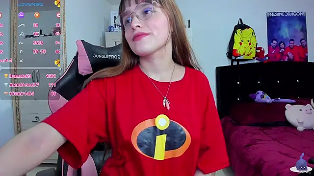 Snapshot of Lucyy-hess chatting on 12-27-24, 10:05 Lucyy-hess online show from 12-27-24, 10:05