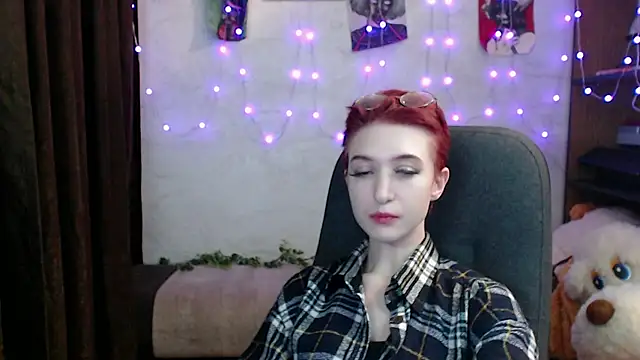 MilanaThorn online show from 01-28-25, 01:08