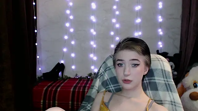 MilanaThorn online show from 03-14-25, 10:27
