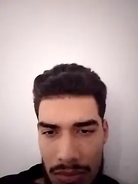 Snapshot of hummerevv chatting on 10-20-25, 07:03 hummerevv online show from 10-20-25, 07:03