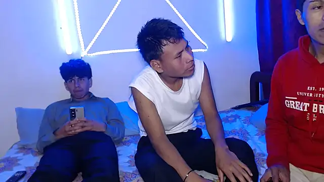 dani07- online show from 10-11-25, 01:39