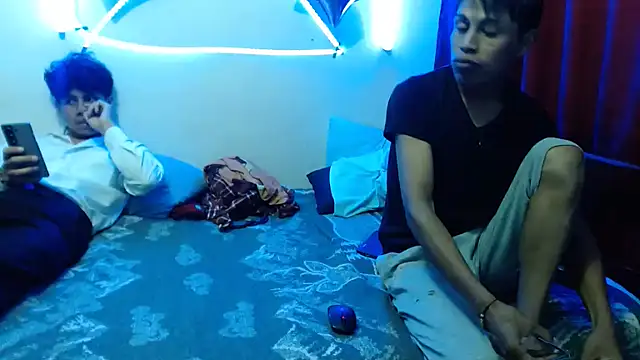 dani07- online show from 10-17-25, 03:21