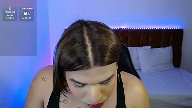 alexiaaross online show from 11-11-25, 07:14