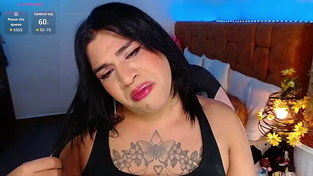 Snapshot of alexiaaross chatting on 02-20-26, 03:58 alexiaaross online show from 02-20-26, 03:58