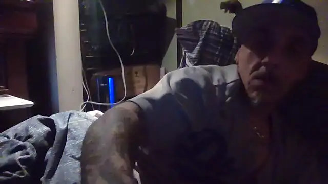 CandiedPompano online show from 09-28-25, 07:43