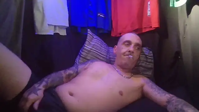 CandiedPompano online show from 10-06-25, 05:30