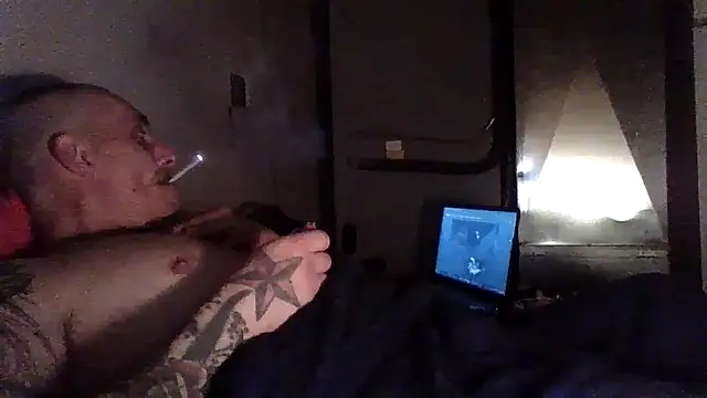 CandiedPompano online show from 10-28-25, 07:35