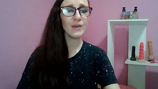 Snapshot of LolaBoobs chatting on 06-21-26, 12:11 LolaBoobs online show from 06-21-26, 12:11