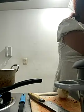 zahrivk1 online show from 10-31-25, 08:44