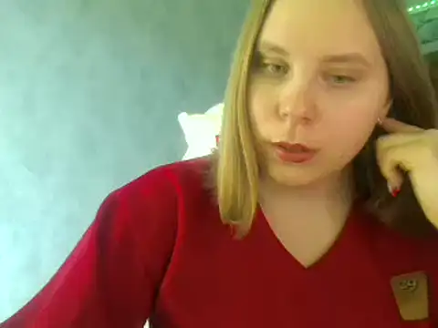 Snapshot of Thalia__Star chatting on 03-16-25, 09:16 Thalia Star online show from 03-16-25, 09:16