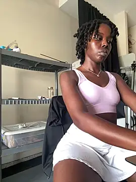 choclatepeaach online show from 03-06-26, 04:24